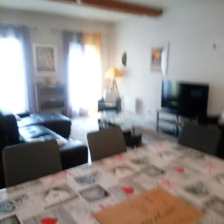 Apartamento Spacieux Loft Mas Lisa Vingrau